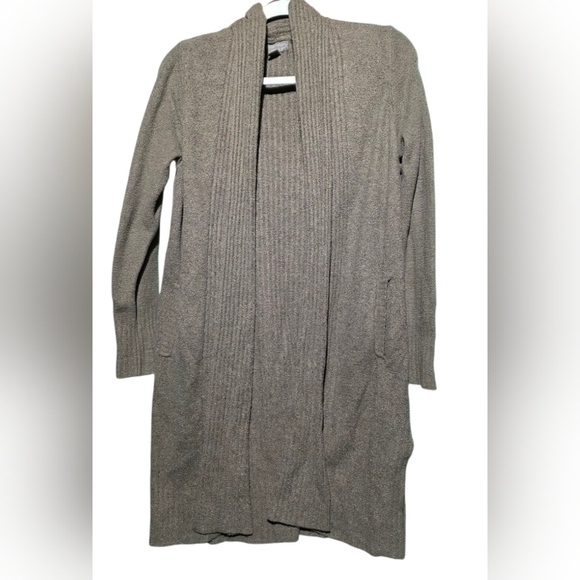 Barefoot Dreams Sweaters - Barefoot Dreams Women's Cardigan Size Medium PTP 22